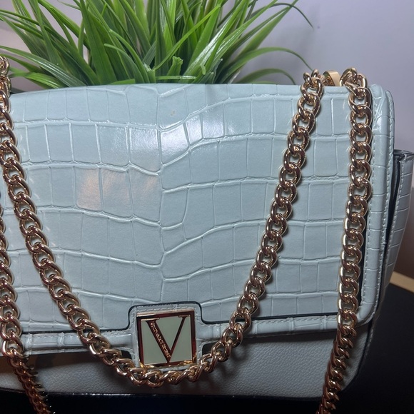 Elegant Mint Green Chain Shoulder Bag - Picture 2 of 8